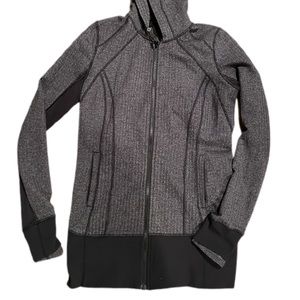 Lulu zip up